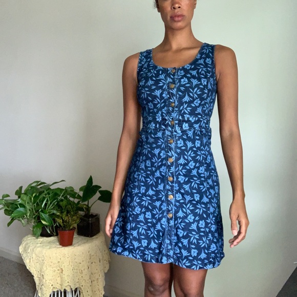 Denim floral bodycon dress - Picture 6 of 7
